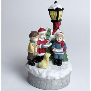 Vtg Ceramic Music Box Carolers Jonathon‎ Byron Mold Hand Painted Vintage in box